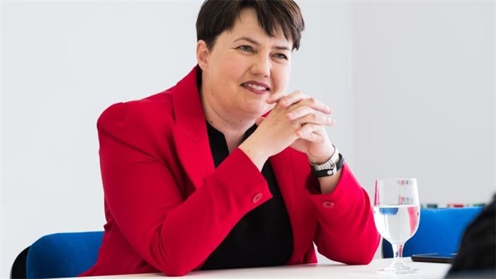 Ruth Davidson backs Jeremy Hunt