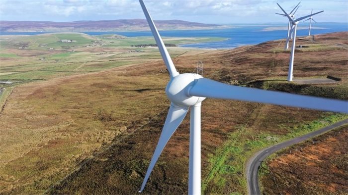 Renewable energy hits record levels in Scotland