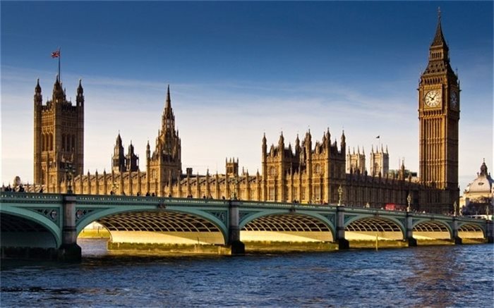 Court rejects emergency halt to Westminster suspension
