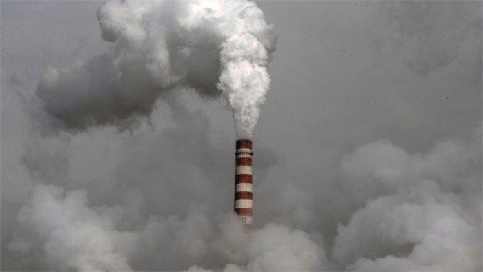 Carbon bubble poses risk to financial system