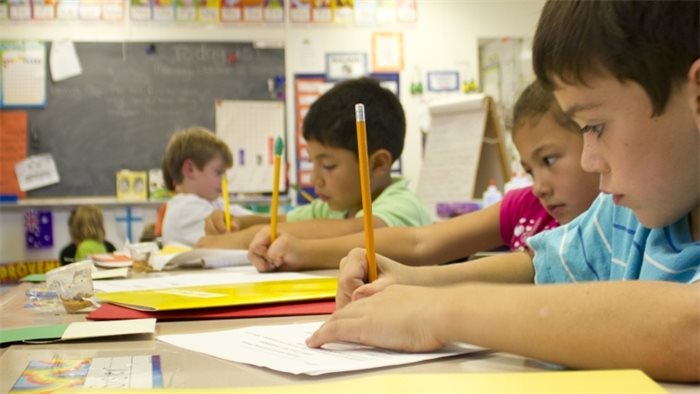 Better-off children protected by ‘Glass floor’