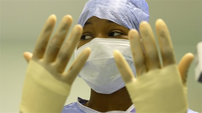 Ethnic minority doctors face barriers to career progression, says General Medical Council