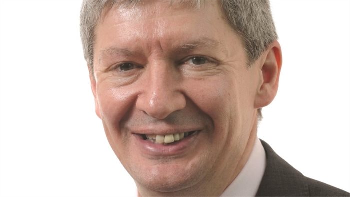 Education Scotland chief Bill Maxwell to retire in June