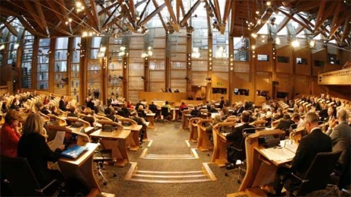 Scottish Parliament requests independence referendum