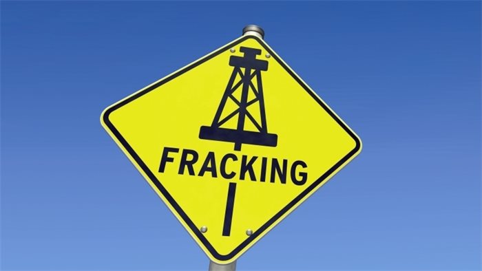 Scotland bans fracking