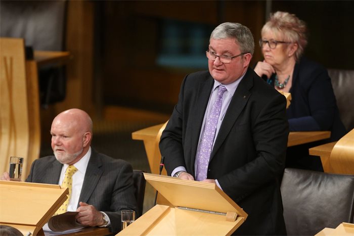 Angus MacDonald to step down as MSP