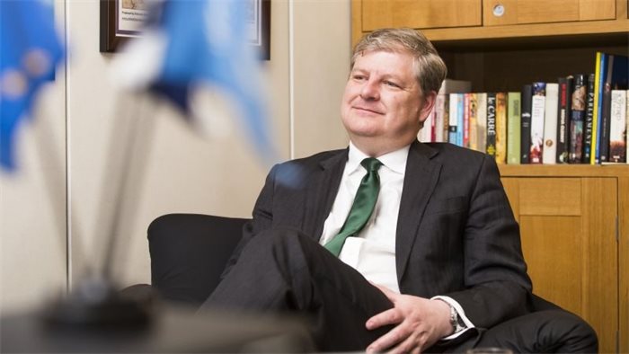 Fundraising is an ‘important part of modern campaigning’, Angus Robertson campaign responds