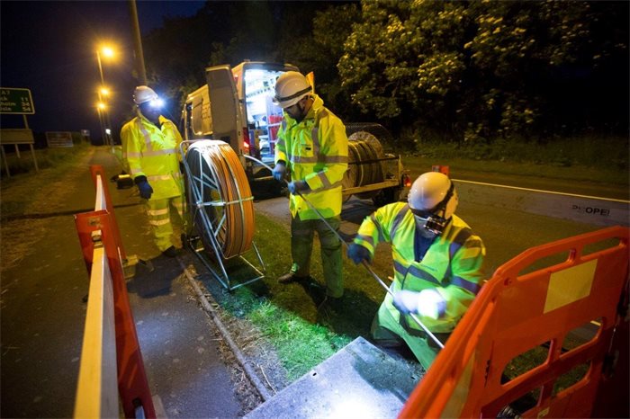 Full fibre broadband networks could add nearly £2bn to the Scottish economy