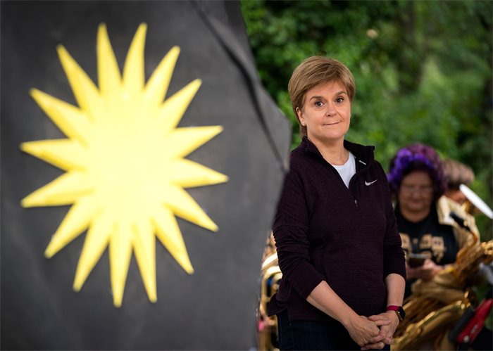 Nicola Sturgeon urges Boris Johnson to 'reassess' Cambo oilfield licence