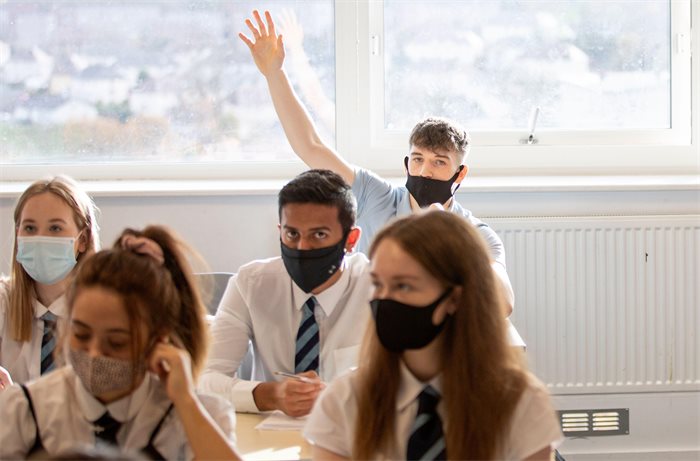 Scottish teenagers will need to wear masks in school as government extend Covid rules