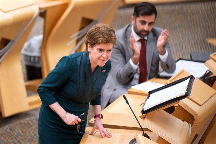 Anas Sarwar accuses Nicola Sturgeon of turning a blind eye to Glasgow's rat and rubbish problem