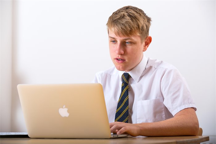 Government announces £1.3m fund for schools to purchase computers