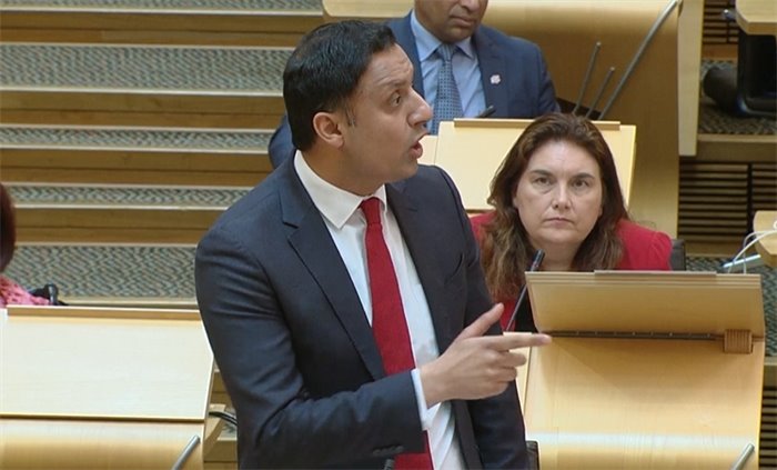 Anas Sarwar criticises ‘failure’ to provide replacement bus services for mass rail disruption