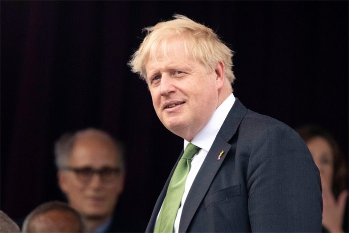 Johnson survives vote of no confidence