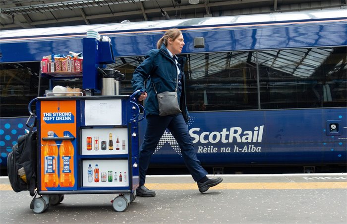 ScotRail train drivers accept new pay deal