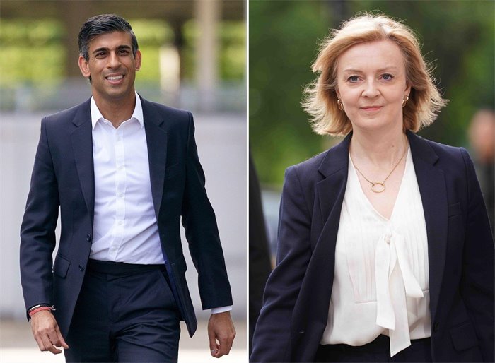 Truss and Sunak visit Perth on the campaign trail