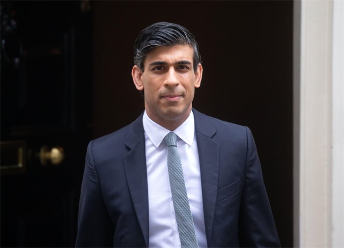 Tory leadership: Rishi Sunak wins support of half of MPs