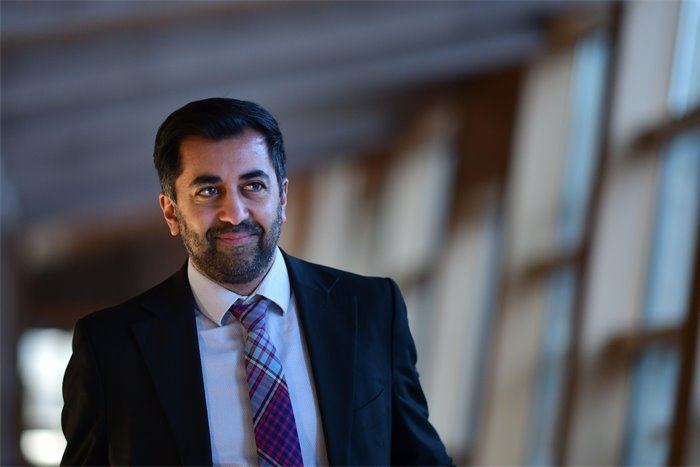 First Minister Humza Yousaf would not keep British citizenship