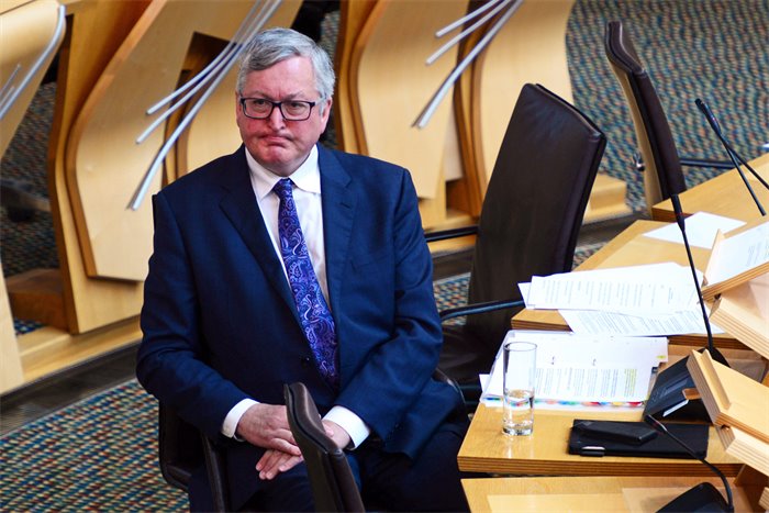 Rebel MSP Fergus Ewing urges First Minister to 'recycle Green ministers' over heat-pumps plan
