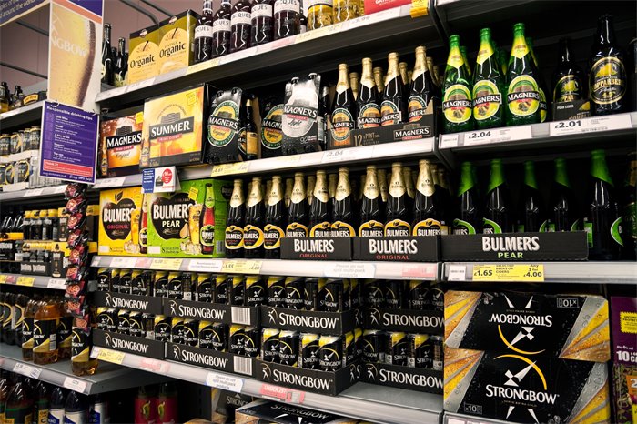 Minimum unit alcohol price rises to 65p