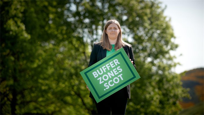 Prayer vigil split as Scottish Parliament committee backs abortion clinic buffer zone bill