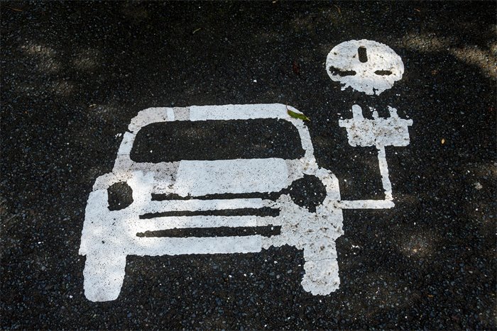 New £20m government funding to accelerate mass adoption of electric cars