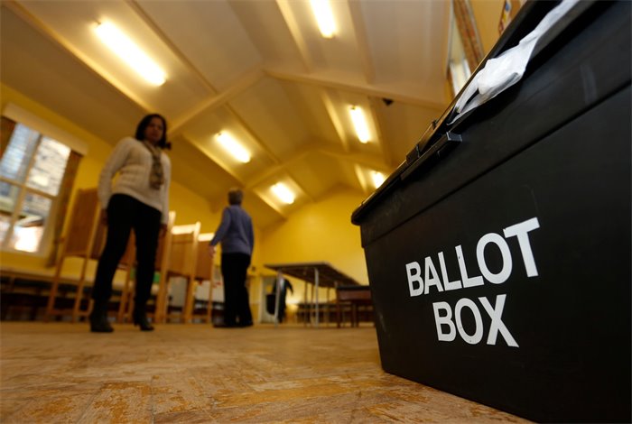 Minimum voting age to be lowered to 16 by next general election