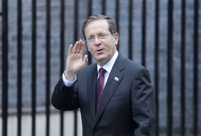 Keir Starmer under pressure to cancel Israeli president visit