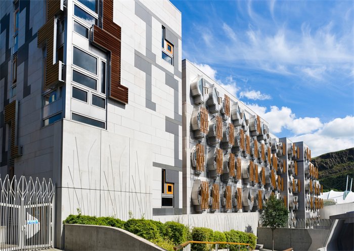Holyrood should elect committee conveners, MSPs recommend