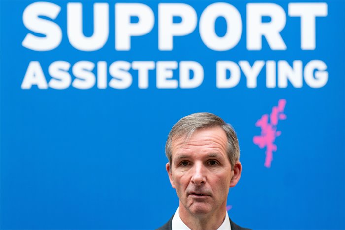 Nearly 300 amendments submitted to assisted dying bill