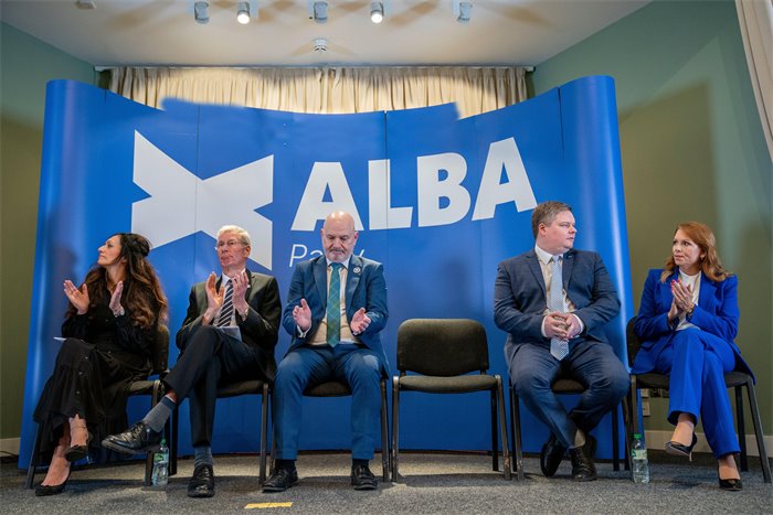 Hard Partying: Alba's difficult year