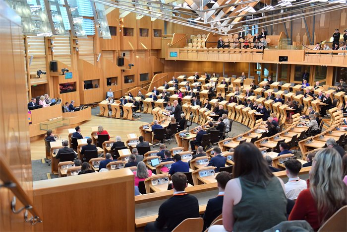 MSPs to receive £3,000 pay rise