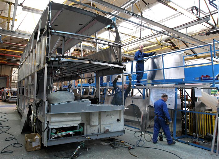 SNP and Labour blame each other amid jobs risk at Alexander Dennis