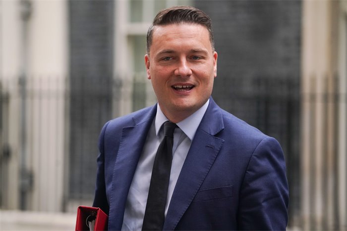 Wes Streeting backs Andy Burnham, paving way for coronation