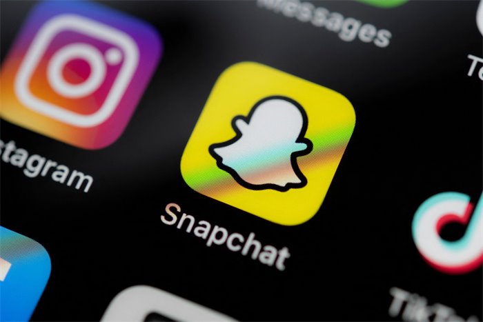 Youth organisations call for re-think over U-16 social media ban