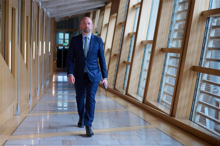 Ben Macpherson resigns as government minister