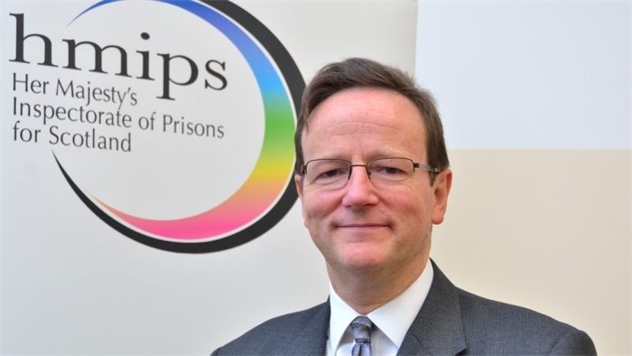 Prisons inspector backs end to sentences of less than 12 months