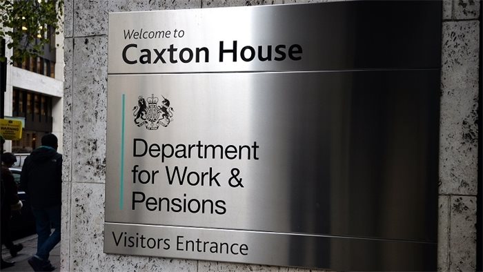 Jobcentre staff need more training for Universal Credit, warn MPs