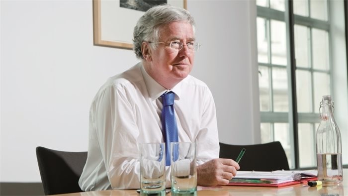 Michael Fallon quits over 'previous conduct'