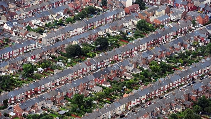Carbon footprint of Scotland's homes falls by a quarter over eight years