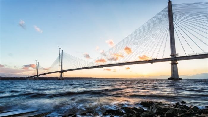 Public sector 'can learn from' well-managed Queensferry Crossing project