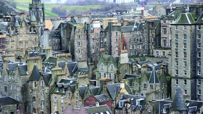 Edinburgh tops list of ‘healthiest high streets’ in UK