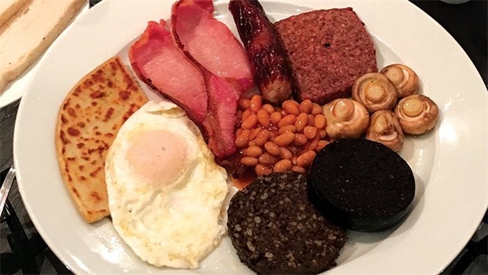 Politicians and their plates: Neil Findlay's classic breakfast