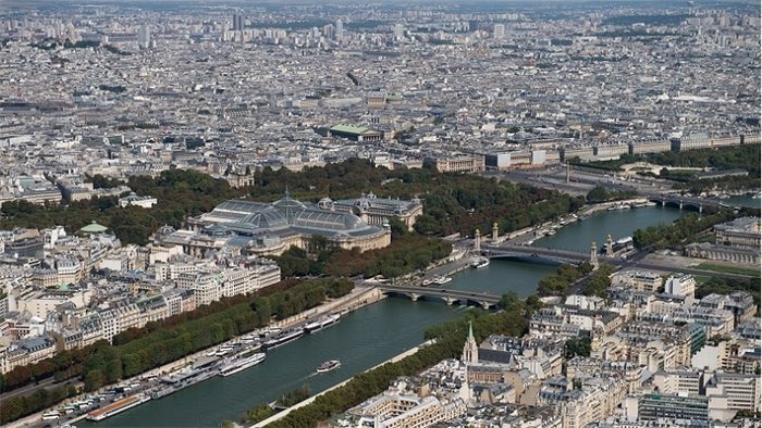 Nicola Sturgeon to address French parliament