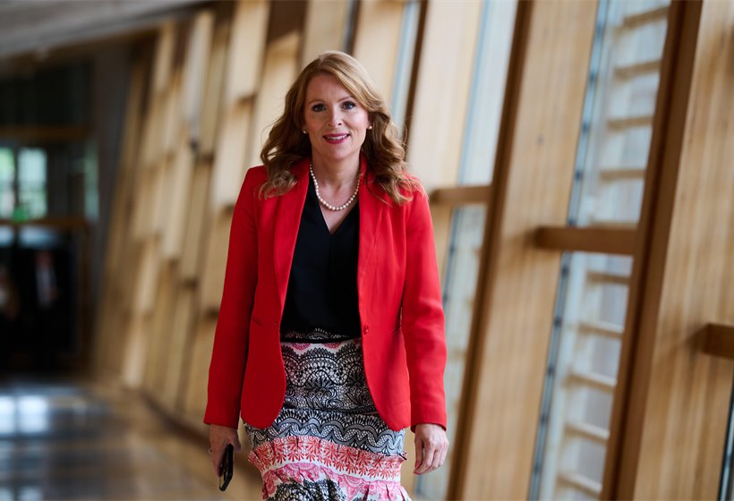 Ash Regan: Nigel Farage tried to ‘smooth talk’ me into joining Reform