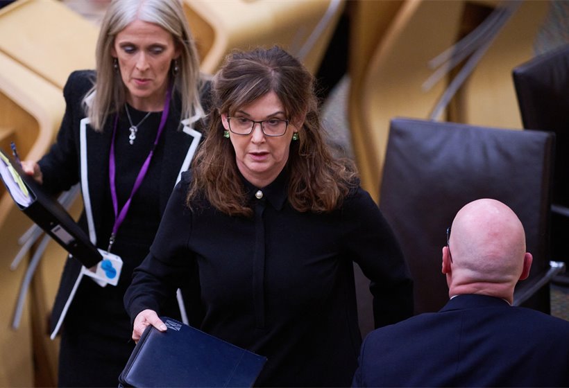 Lord Advocate Dorothy Bain to step down