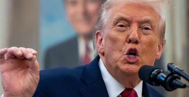 US pauses £31 billion tech deal with UK  