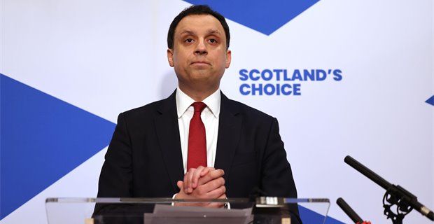 Sarwar looks isolated after rounding on Starmer to save Scottish Labour’s election campaign