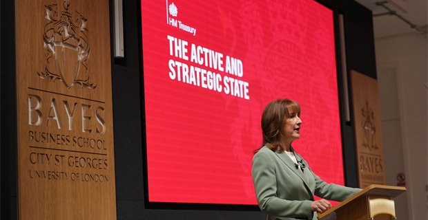 Rachel Reeves targets AI and EU in economic growth plan