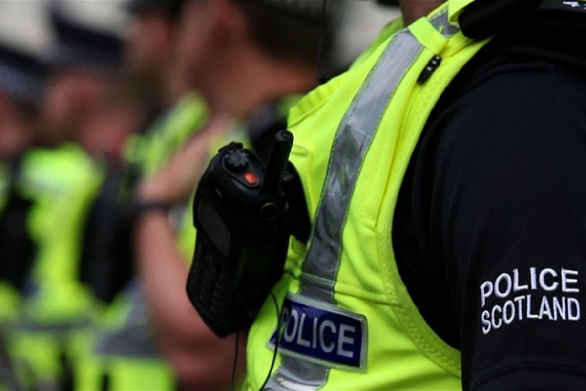 Mobile devices save Police Scotland over 400,000 hours of officer time